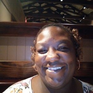 Meet your Posher, Angelicka